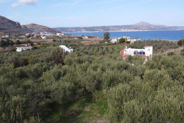 Kreta, Kalyves: Grundstück in Strandnähe mit herrlichem Meerblick zu verkaufen