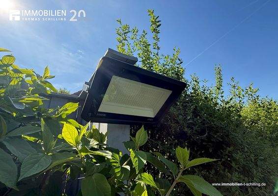 EFH2549 • LED Strahler im  Garten