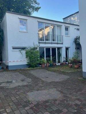 Henriettenstr., Westgebäude 