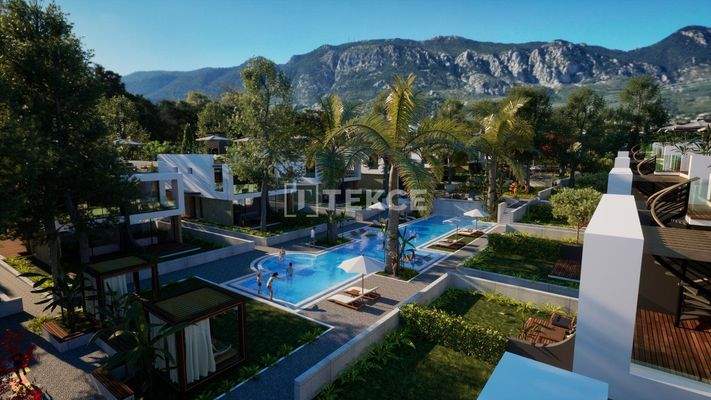 Villas with Sea Views in a Central Location in Lapta