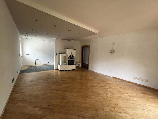 Wohnzimmer mit Kachelofen
