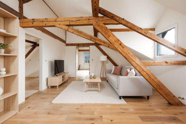 Wohnbereich (KI eingerichtet)