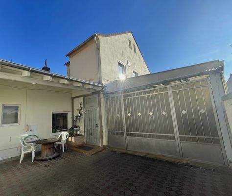 Ansicht Hof zur Gaststätte und Halle