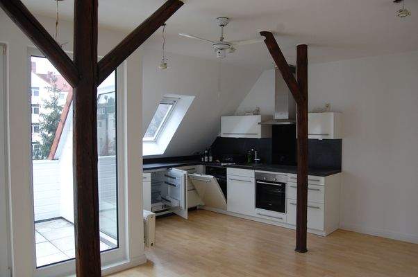 offene Küche mit EBK.JPG