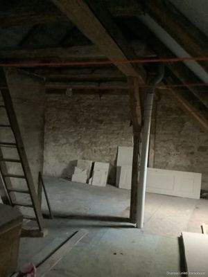 Teil des Dachbodens