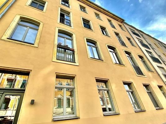 Strassenfassade