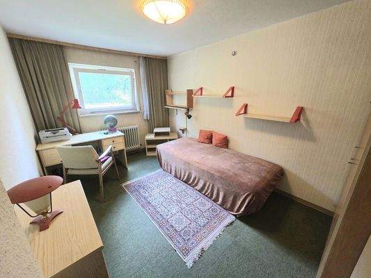 Arbeitszimmer/Kinderzimmer UG