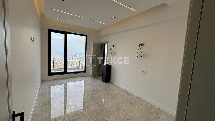 Villa for Sale with Nature and Lake View in Sapanca Sakarya