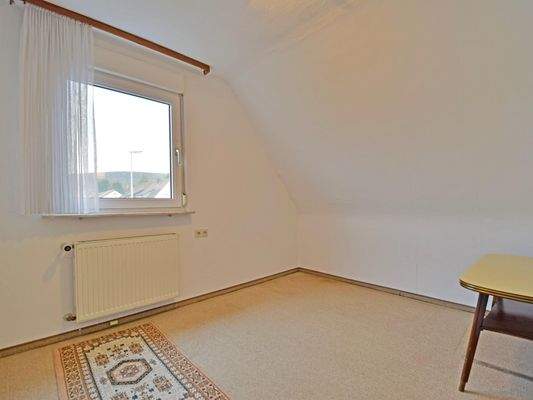 ... das durch eine kleine Umbaumaßnahme zu einem größeren Zimmer werden kann