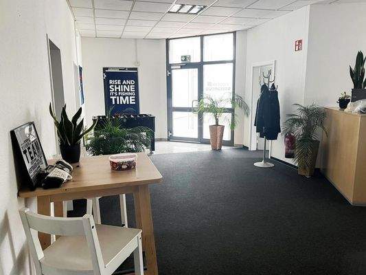 Eingangsbereich Büro