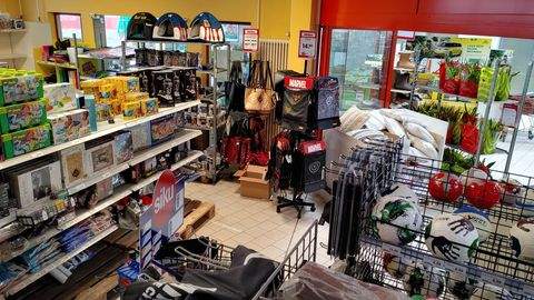 Feucht Ladenlokale, Ladenflächen 