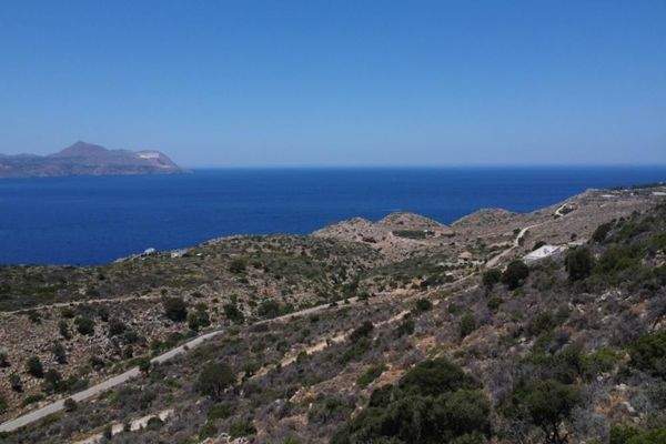 Kreta, Kokkino Chorio: Ruhiges Hanggrundstück mit ewigem Meerblick zu verkaufen