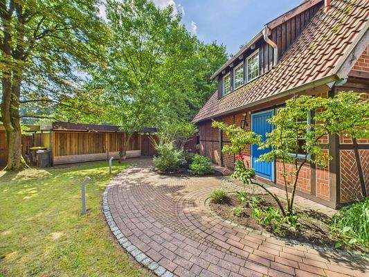 Eingangsbereich Anliegerwhg.