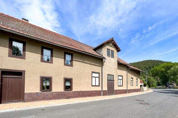 Sanierungsobjekt mit Bauplanung Wohnungen