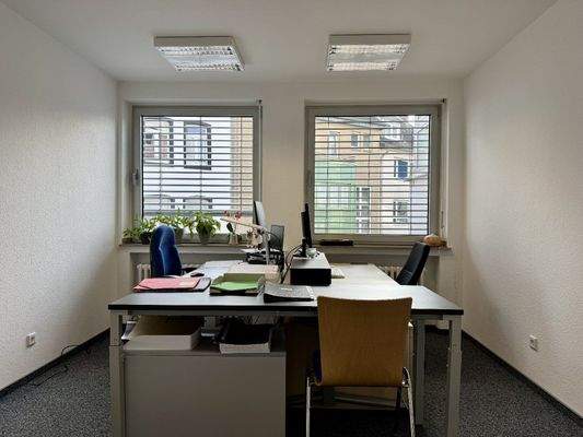 Büro- und Praxisfläche