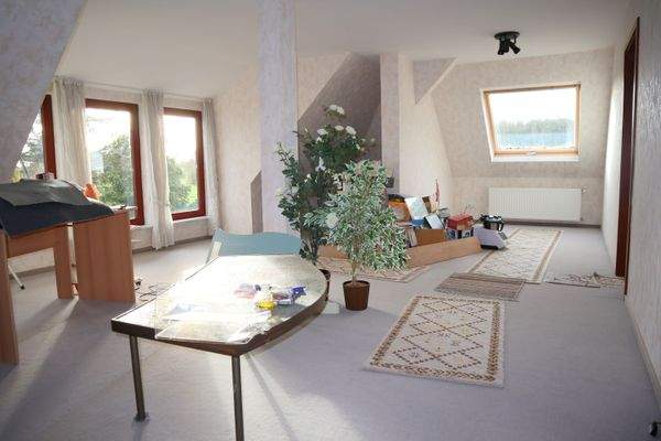 Großes Zimmer im ...