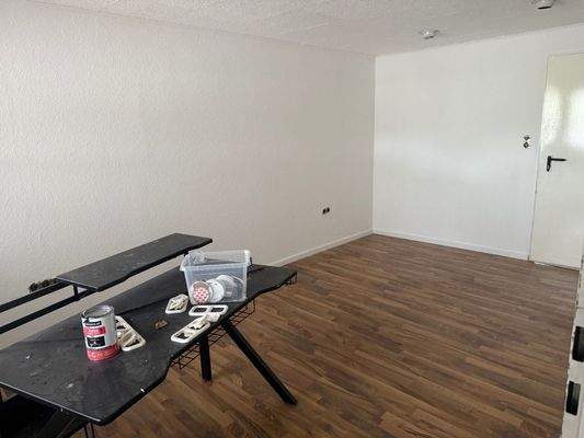 Büro mit Abstellraum