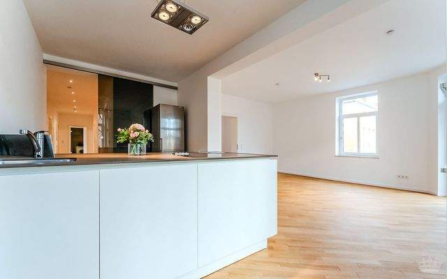 Küche mit Kochinsel