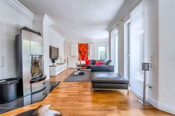 Wohnbereich mit Kamin