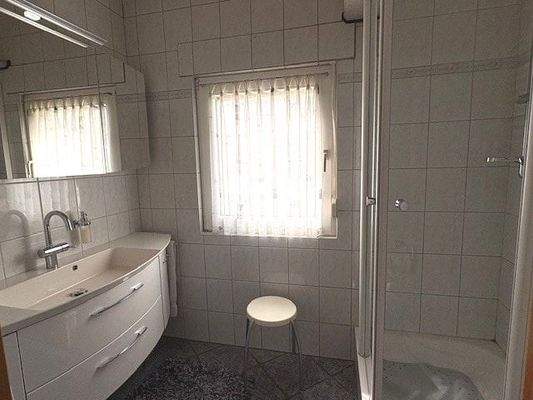 Duschbad im EG