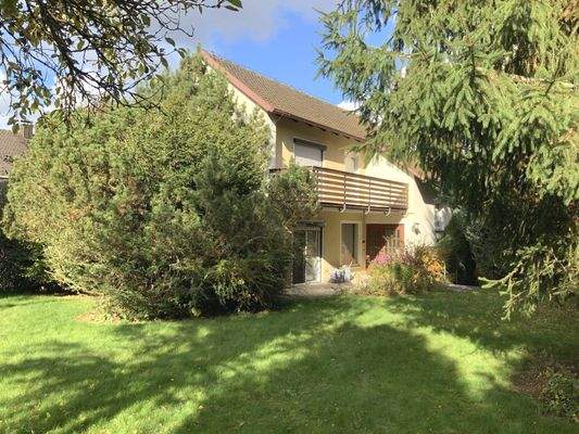 Objektansicht direkt vom Garten