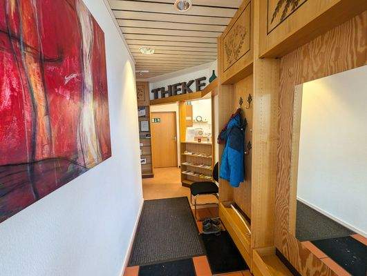 Praxis EG Eingang.jpg