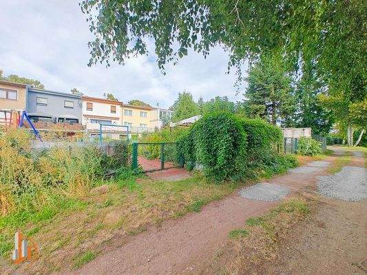 Zufahrt zum Grunstück