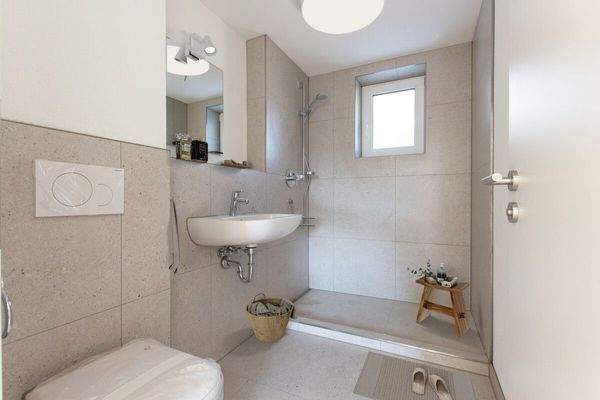 Einrichtungsbeispiel Badezimmer