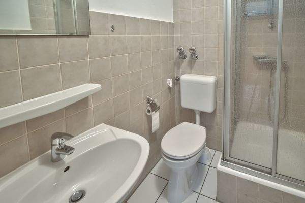 Leere Wohnung kann besichtigt werden!