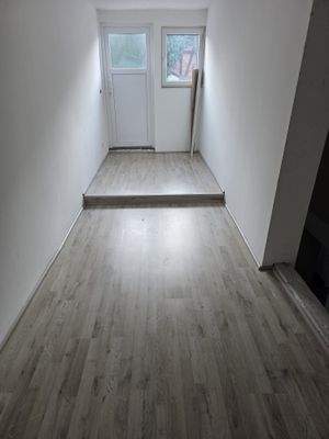 Ausgang zu Dachterrasse 