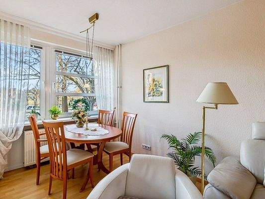 Essbereich im Wohnzimmer