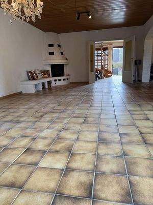 Wohnzimmer vom Fenster aus