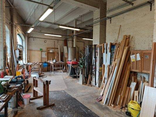 Erdgeschoss Produktion