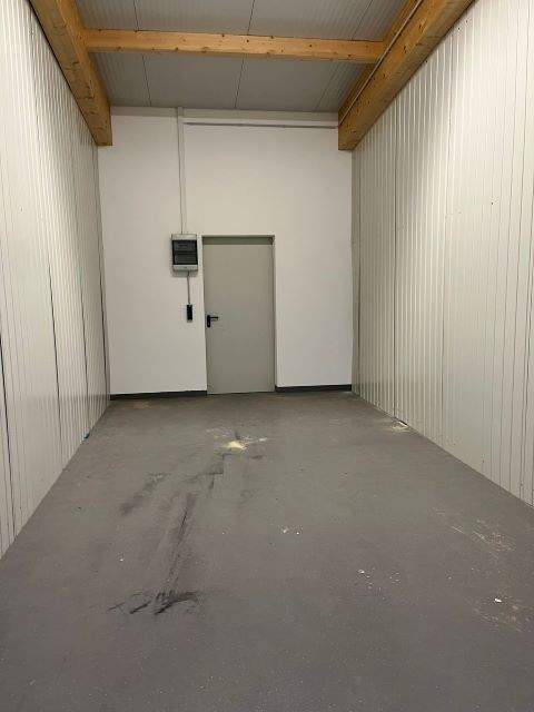 Neufahrn in Niederbayern Halle, Neufahrn in Niederbayern Hallenfläche