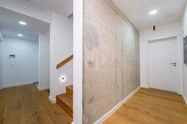 Flurbereich im Keller