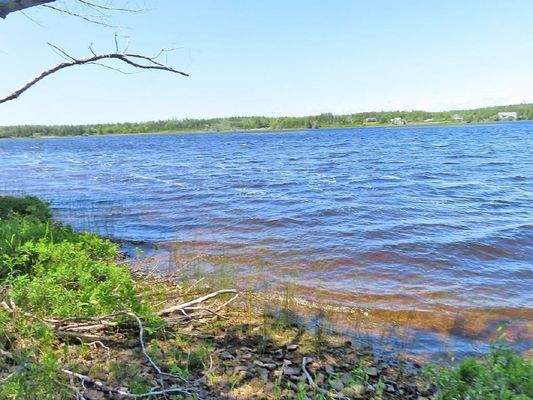 Cape Breton - Shaw Lake - 2,7 Hektar großes Grunds
