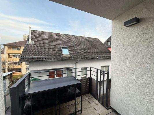 1ed8df98-6af3-4832-b2d0-74e30bf5a470-1981174741