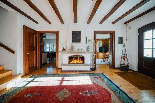  Große Eingangshalle mit...