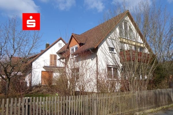 Seitenansicht und Garten