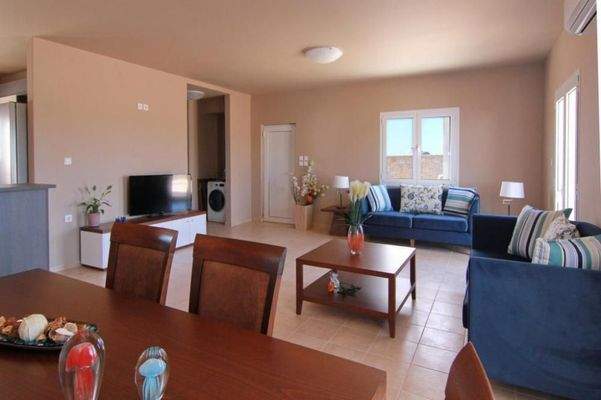 Kreta, Kounali: Moderne Villa mit 4 Zimmern, Pool und Meerblick zu verkaufen