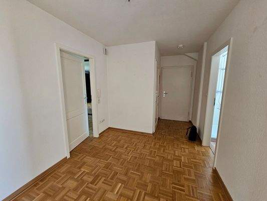 Flur mit Parkettboden