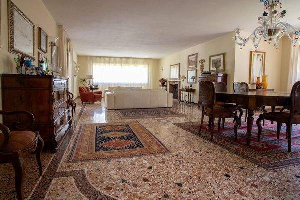 neue Villa in Fagagna bei Udine