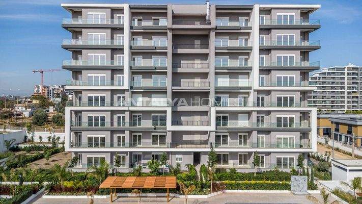 Chic Apartments in the LEED-Certified Viva Defne Project in Antalya