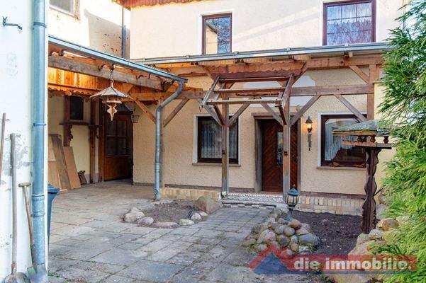 Geschützter Innenhof mit Aufenthaltsqualität