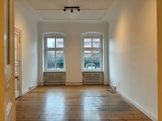 Büro 1