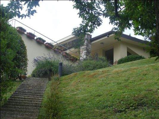 6432rs_San Felice_01_Villa_Immobilien_Gardasee_pro