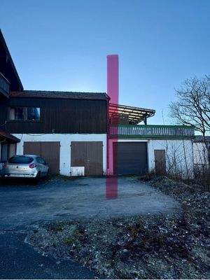 Ende Objekt mit Lagerfläche + Überbau Wohnung 1. OG