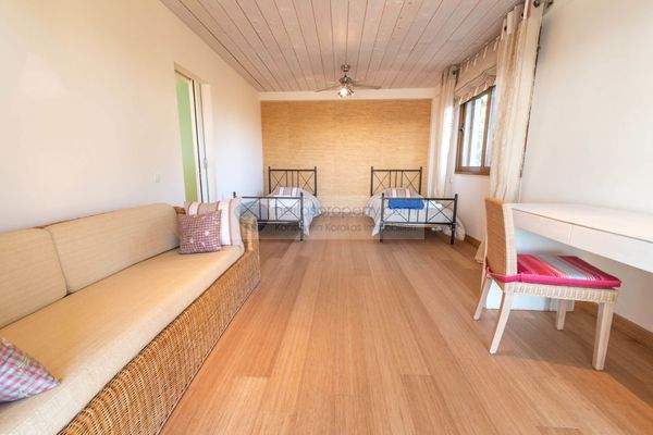 2022-10-13_08-18-46_909227