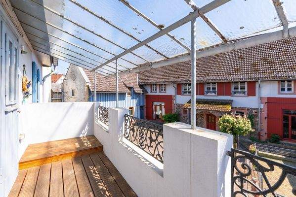 IMAXX_Bad Nauheim_Balkon Vorderhaus