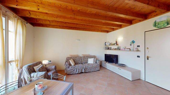 AB-073-11-Appartamento-in-residence-a-Manerba-del-